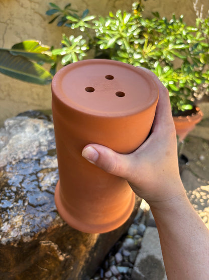 Tall pot